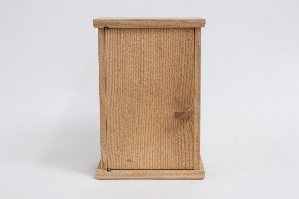 frew black oak cab